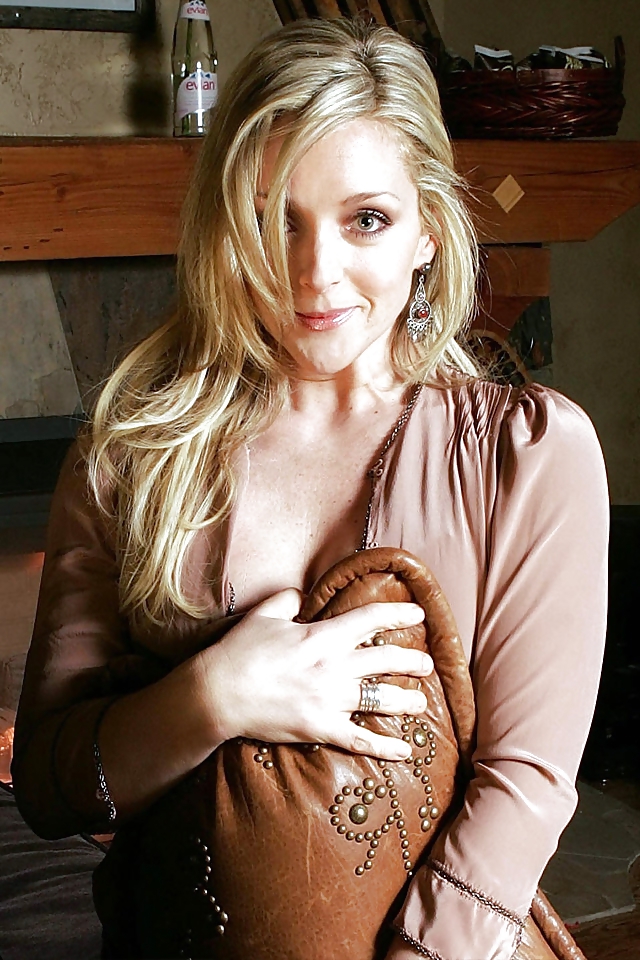 derek jean add jane krakowski nude photo