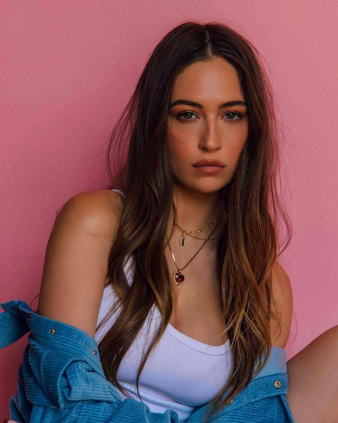 cecilia backman add elsie hewitt instagram photo