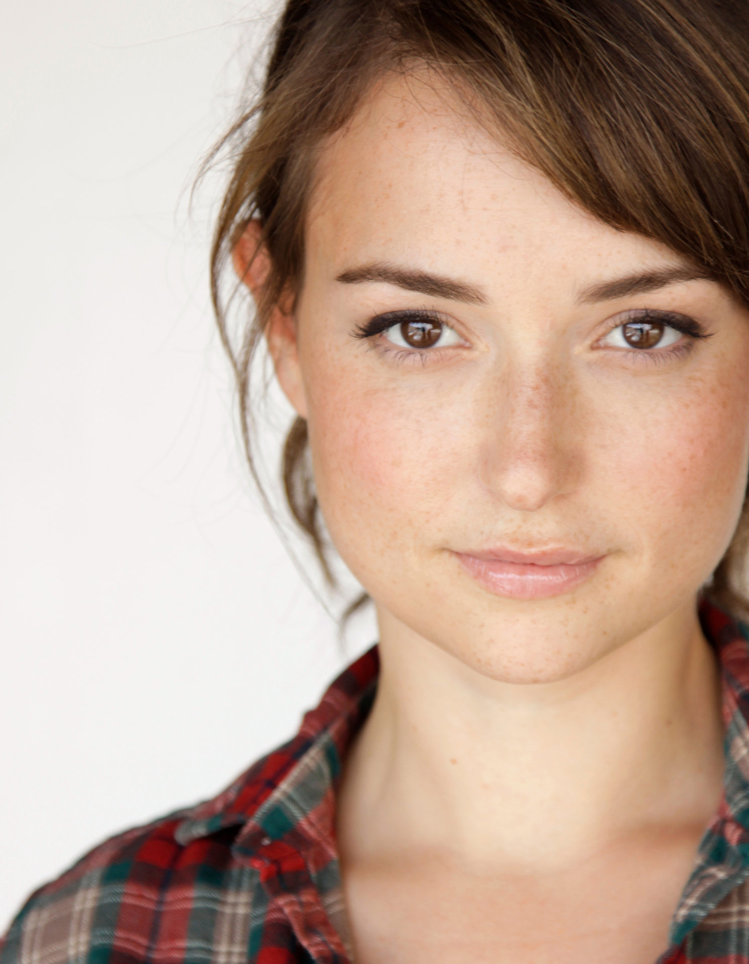 alrey june alvarado add milana vayntrub porn photo