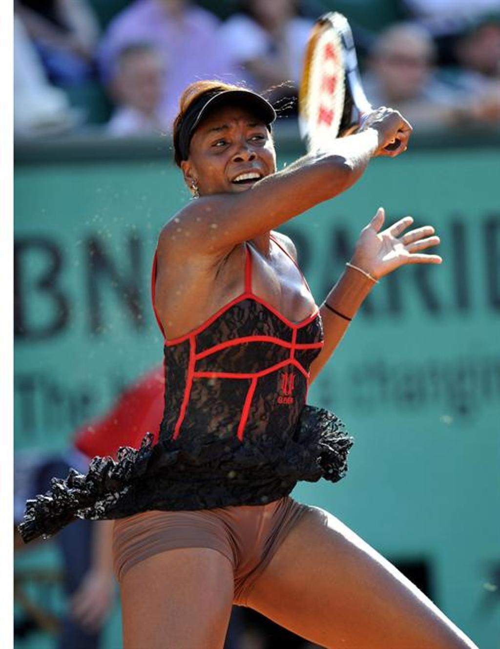 aaron topp add nude female tennis players photo