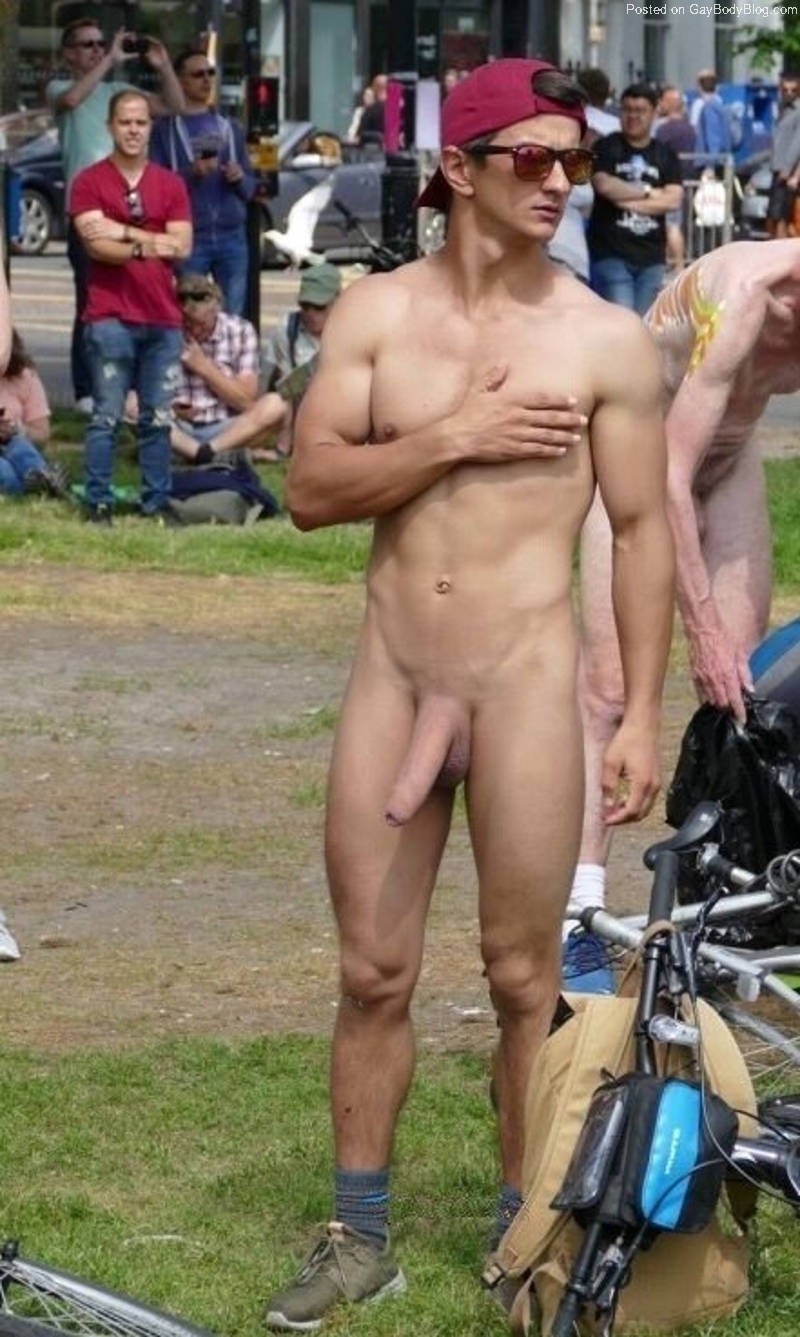 daniel bojorquez add nude guys in public photo