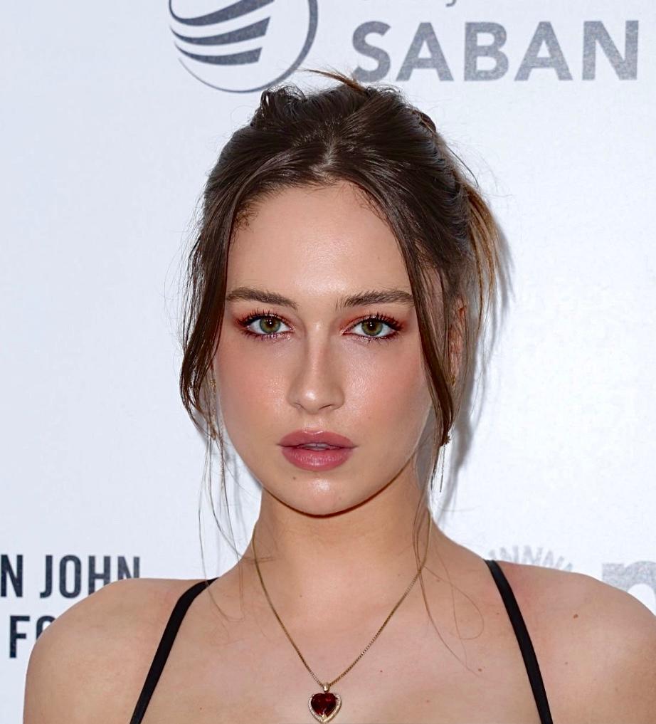 barbara raines add elsie hewitt instagram photo