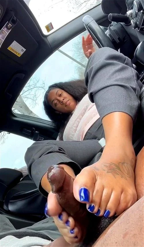 claude blanche add ebony car footjob photo