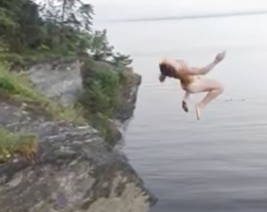 allen louis add cliff diving nude photo