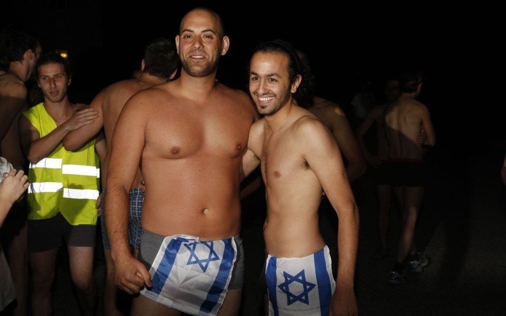 dileep shekhawat add nude men from israel photo