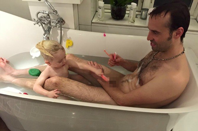 alex herrick add son seeing dad naked image