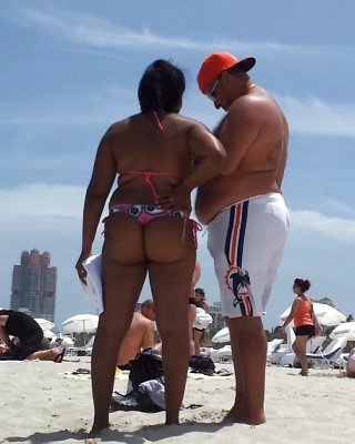 anthony sangiacomo add candid milf beach photo