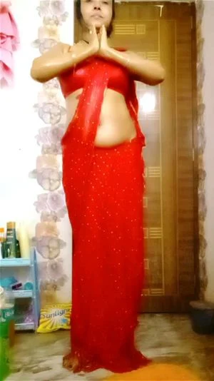 anmol meghwal add aunty saree porn image