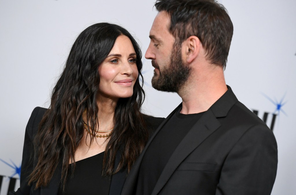 asif vahora add courteney cox leaked image