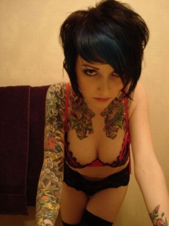 arnold gravador add cute naked emo chicks photo