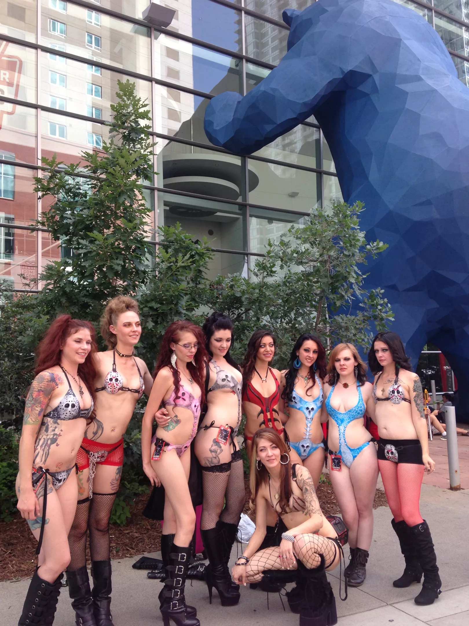 donna louise hughes add naked at comic con photo