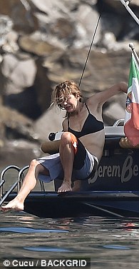 courtney croker add meg ryan bikini photo