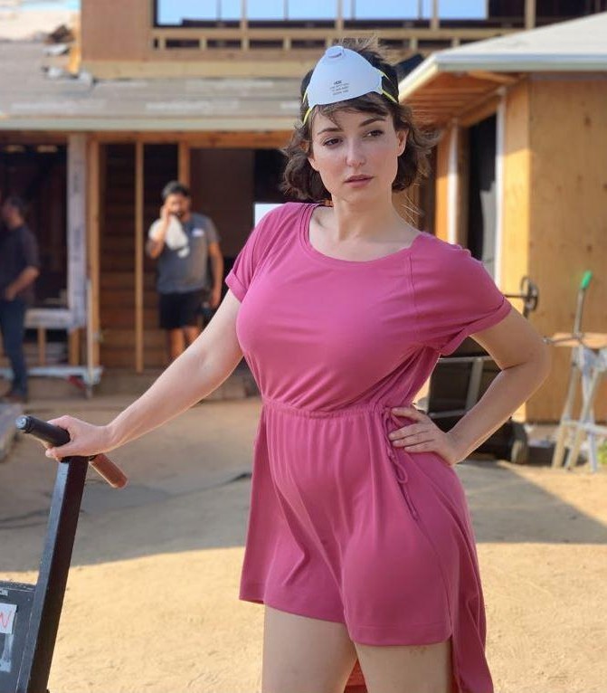 carol bussiere add milana vayntrub porn photo