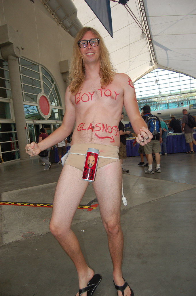 cory acton add naked at comic con image