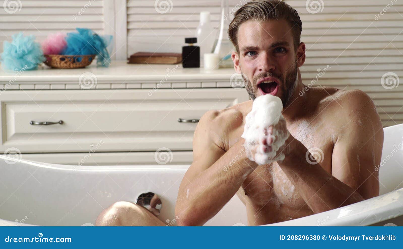 dan marceau add naked guys bath image