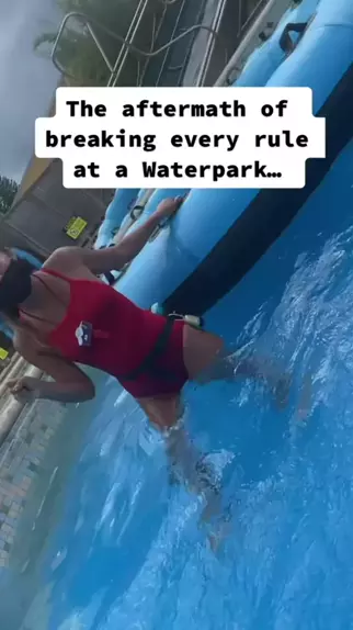 amanda mcnab add nipple slip at water park photo