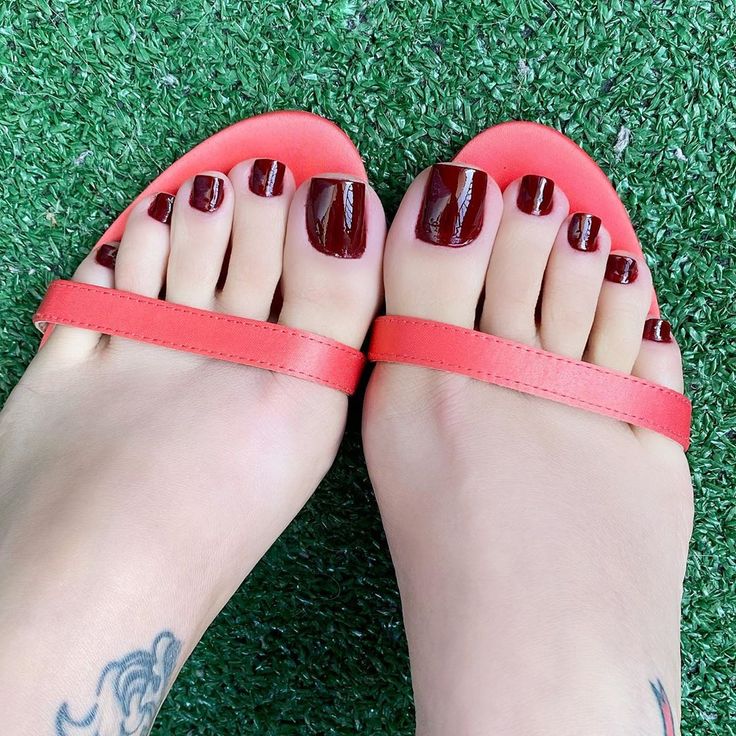 dameion jones add queen rainha feet image